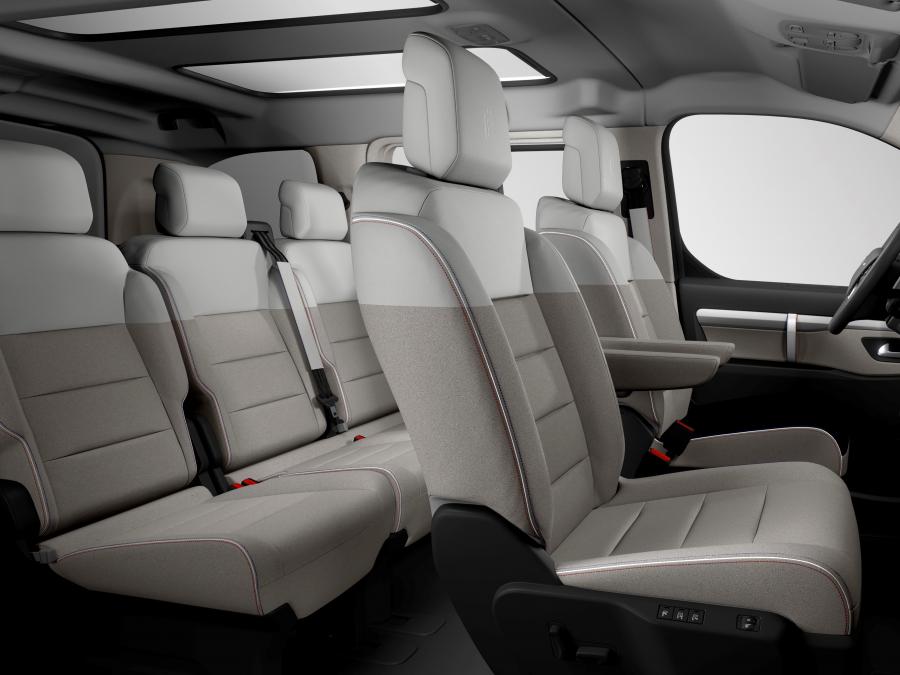 Интерьер Citroen SpaceTourer 4X4 E Concept 2017 года  (фото 28 из 29)